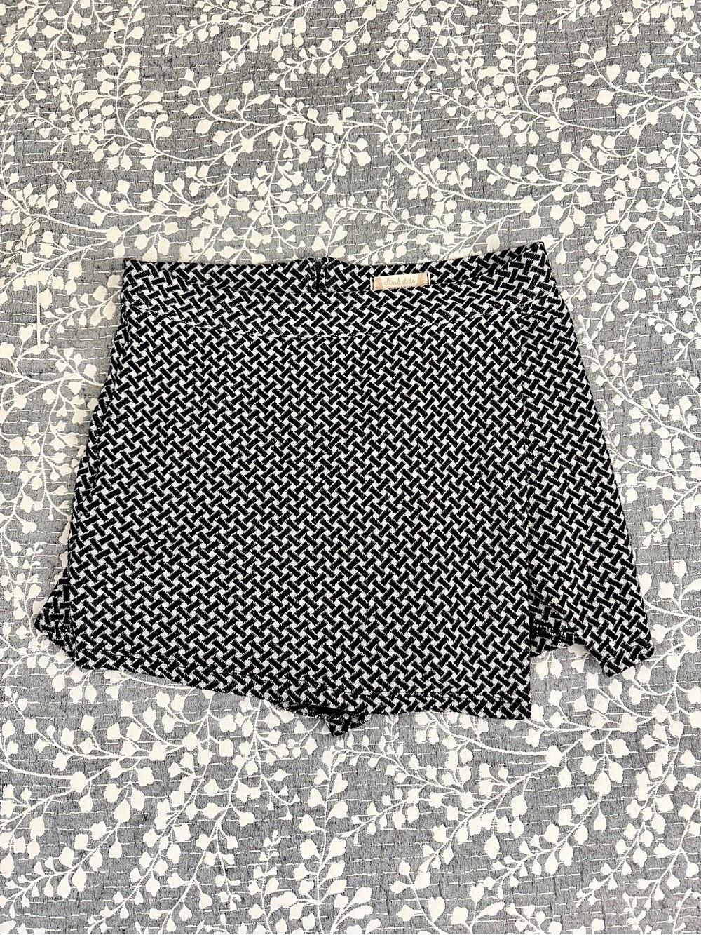 Altar’d State Mini Skort Size M